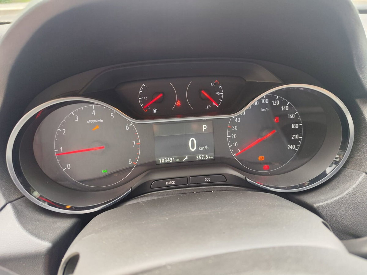 Opel Grandland X 1.5 diesel Ecotec Start&Stop Ultimate (3)