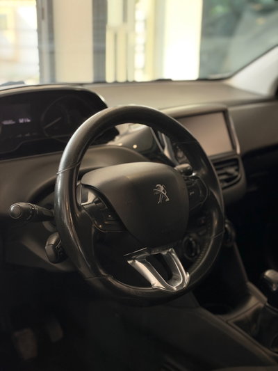 Peugeot 208 75 5 porte Allure (13)