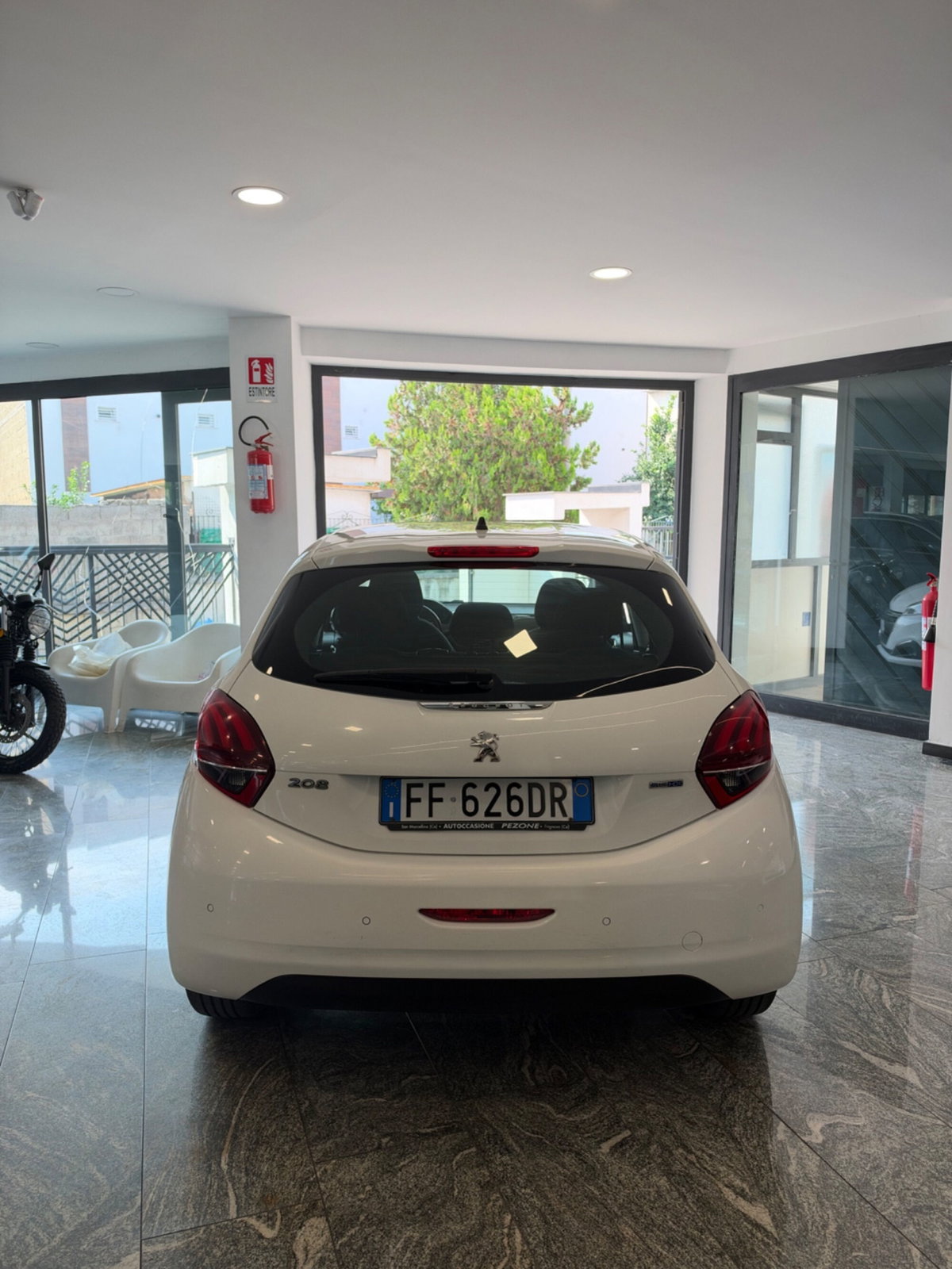 Peugeot 208 75 5 porte Allure (3)