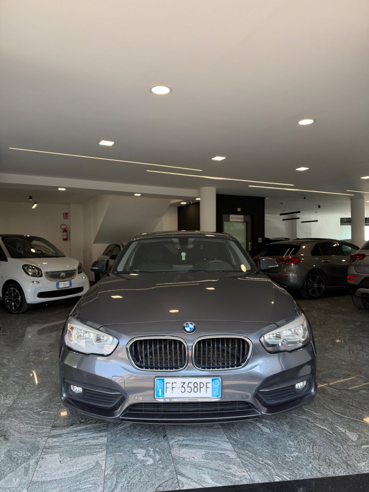 BMW Serie 1 116d 2.0 116CV cat 5 porte Attiva DPF (7)