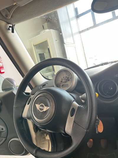 MINI Mini 1.4 tdi One D (10)
