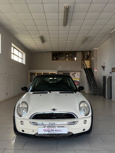 MINI Mini 1.4 tdi One D (2)