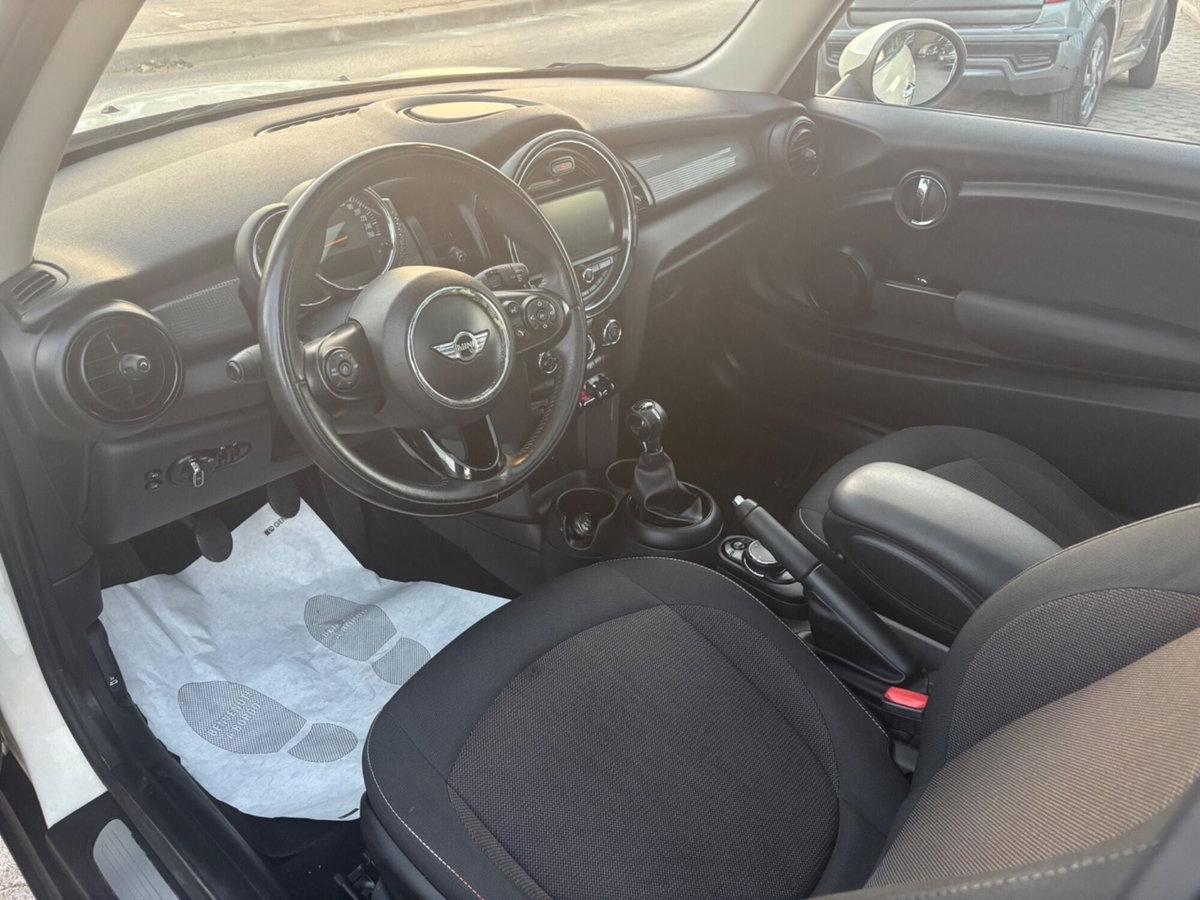 MINI Mini Paceman 1.6 Cooper D Paceman (14)
