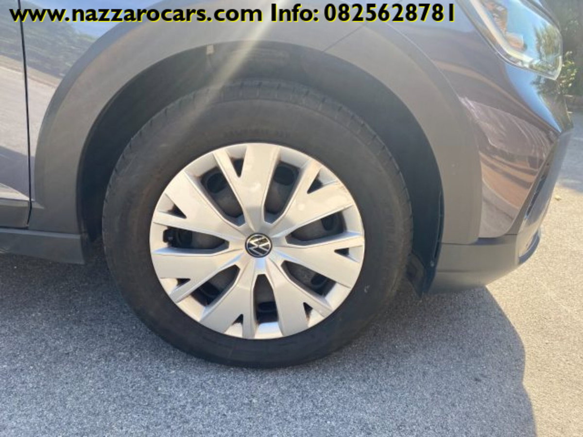 Volkswagen Taigo 1.0 tsi Life 95cv (16)