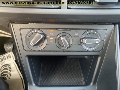 Volkswagen Taigo 1.0 tsi Life 95cv (14)
