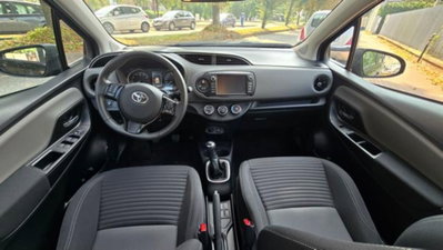 Toyota Yaris 1.0 72 CV 5 porte Active (16)