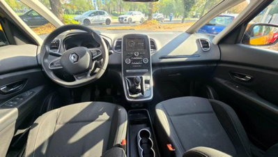 Renault Scenic E-Tech Electric XMod TCe 115 CV Start&Stop Energy Limited (15)
