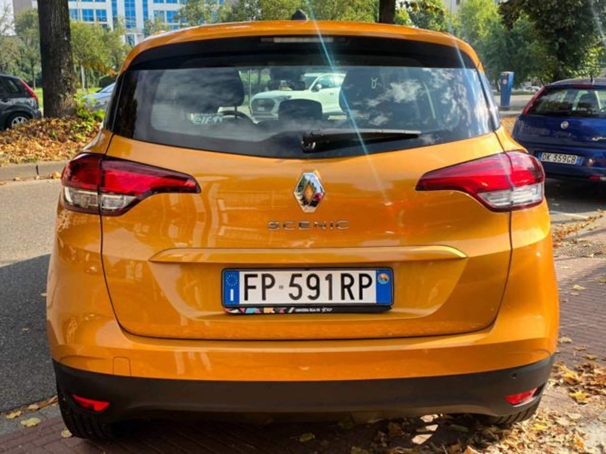 Renault Scenic E-Tech Electric XMod TCe 115 CV Start&Stop Energy Limited (6)