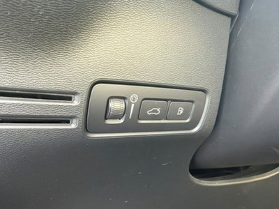 Volvo XC40 T4 Recharge Plug-in Hybrid R-design (11)
