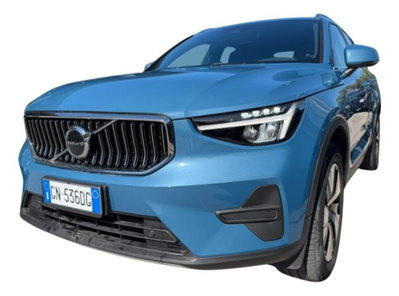 Volvo XC40 T4 Recharge Plug-in Hybrid R-design (2)