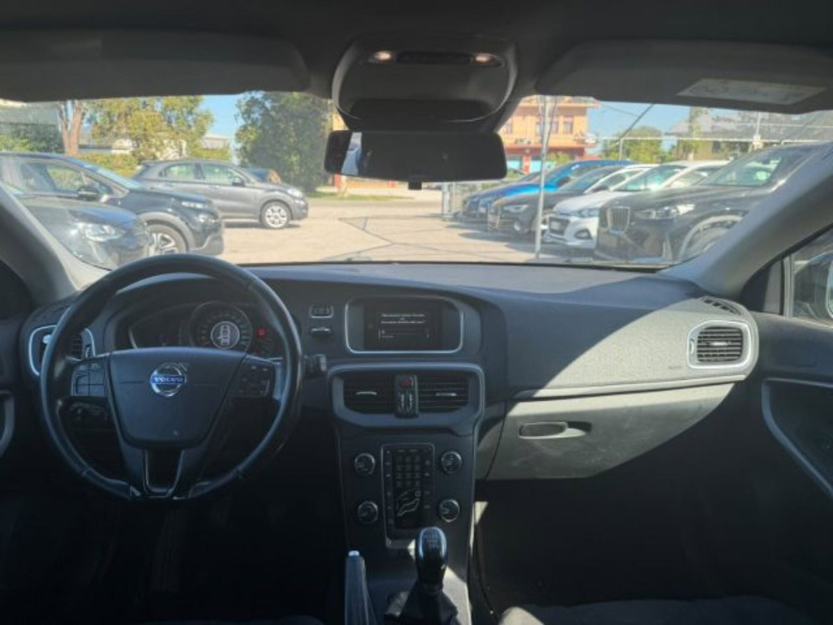 Volvo V40 D2 Momentum N1 (6)