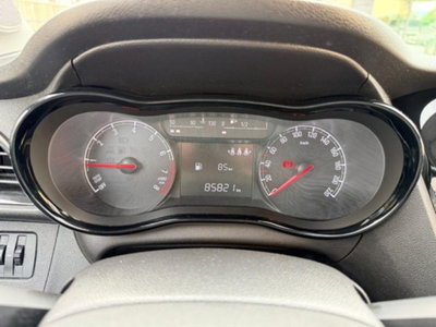 Opel Karl Rocks 1.0 75 CV (11)