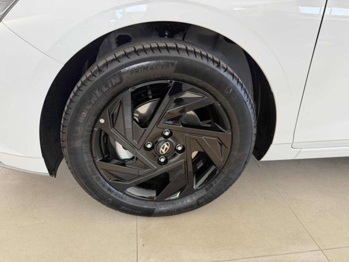 Hyundai i20 1.0 t-gdi Dark Line 90cv mt (7)