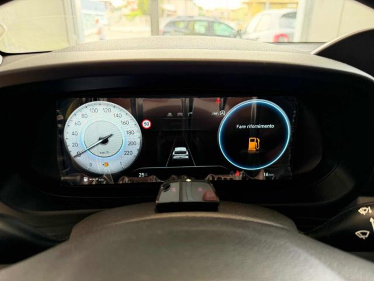 Hyundai i20 1.0 t-gdi Dark Line 90cv dct (8)