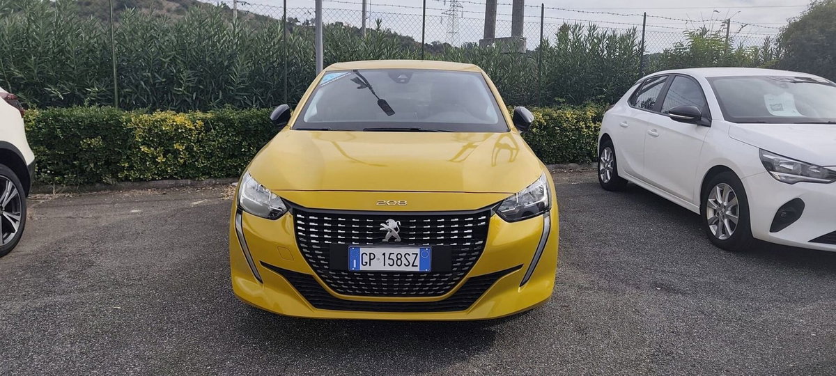 Peugeot 208 PureTech 75 Stop&Start 5 porte Active (2)