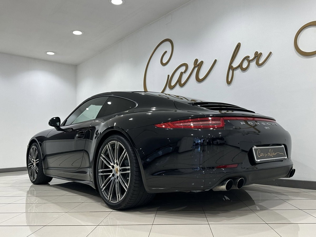 Porsche 911 Coupé 3.8 Carrera 4S (10)