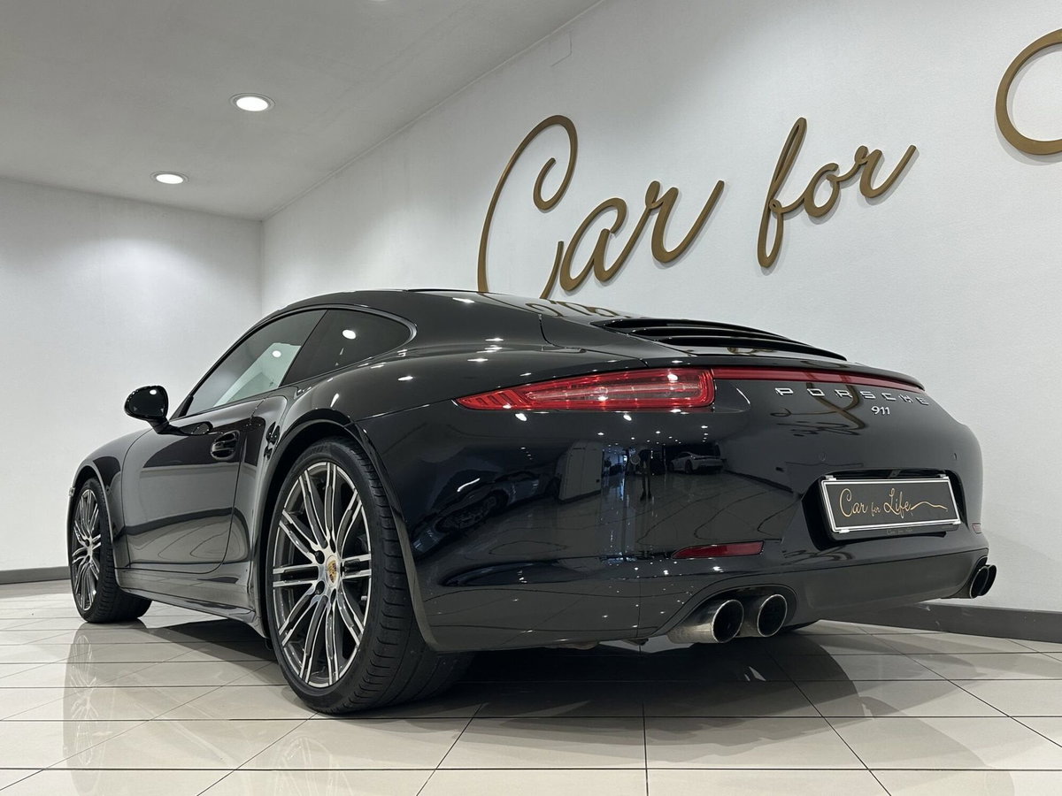 Porsche 911 Coupé 3.8 Carrera 4S (11)