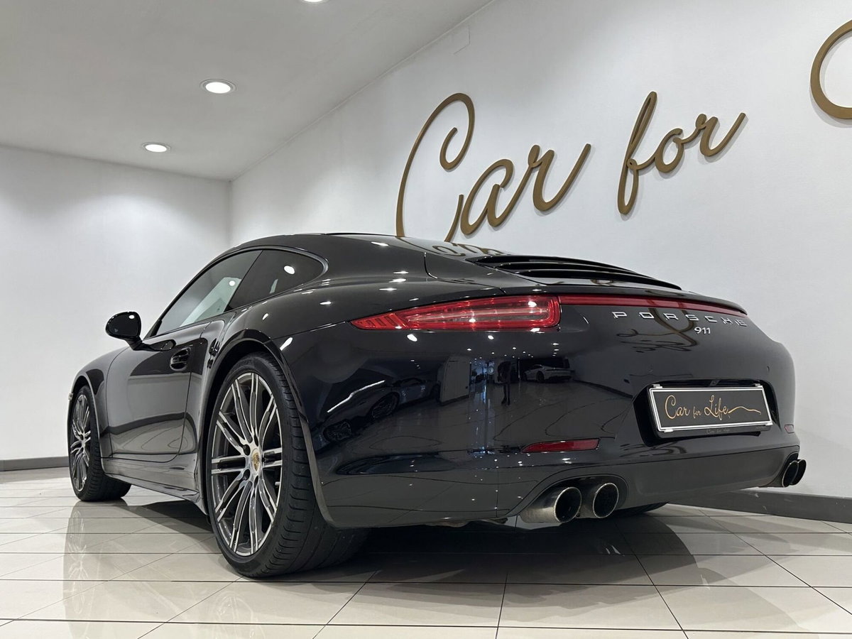 Porsche 911 Coupé 3.8 Carrera 4S (12)