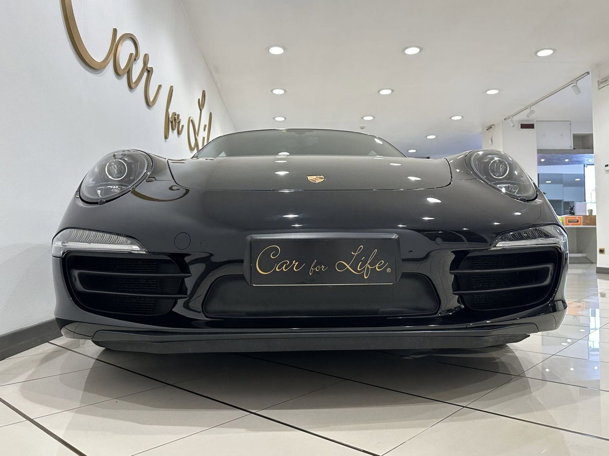 Porsche 911 Coupé 3.8 Carrera 4S (6)