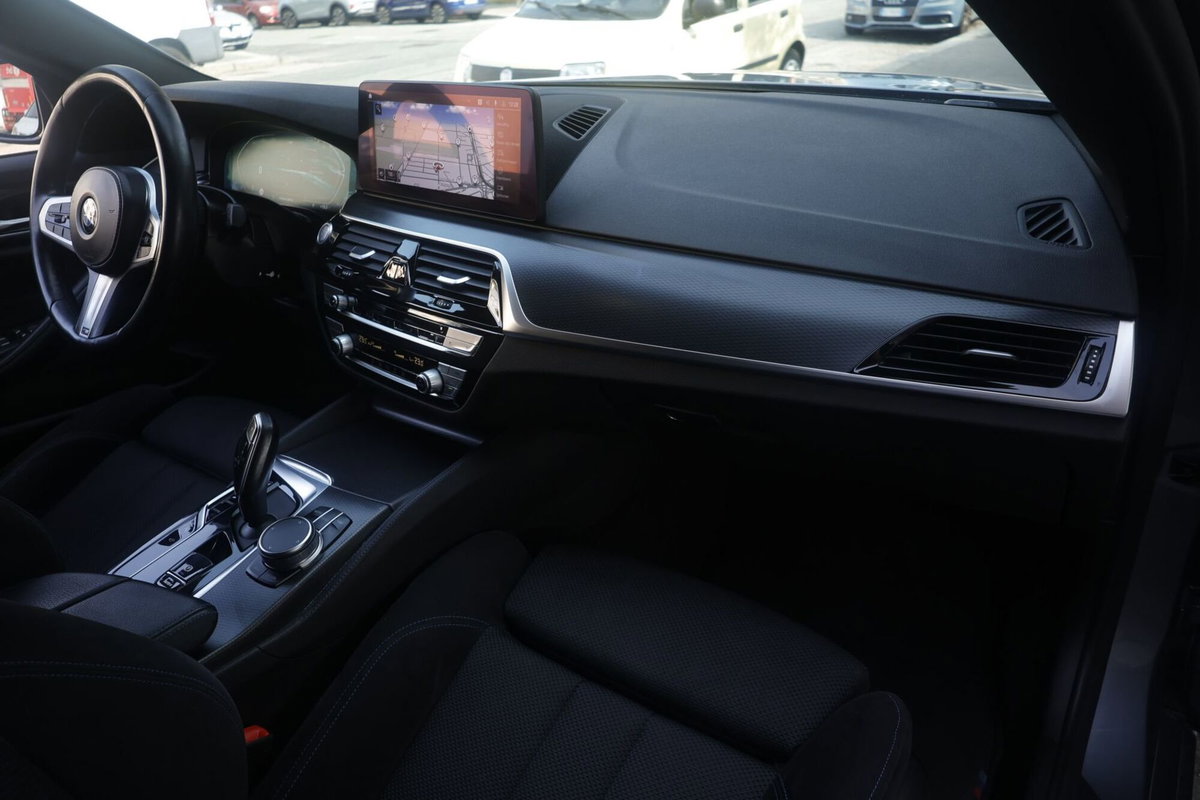 BMW Serie 5 Touring 520d 48V xDrive  Msport (11)