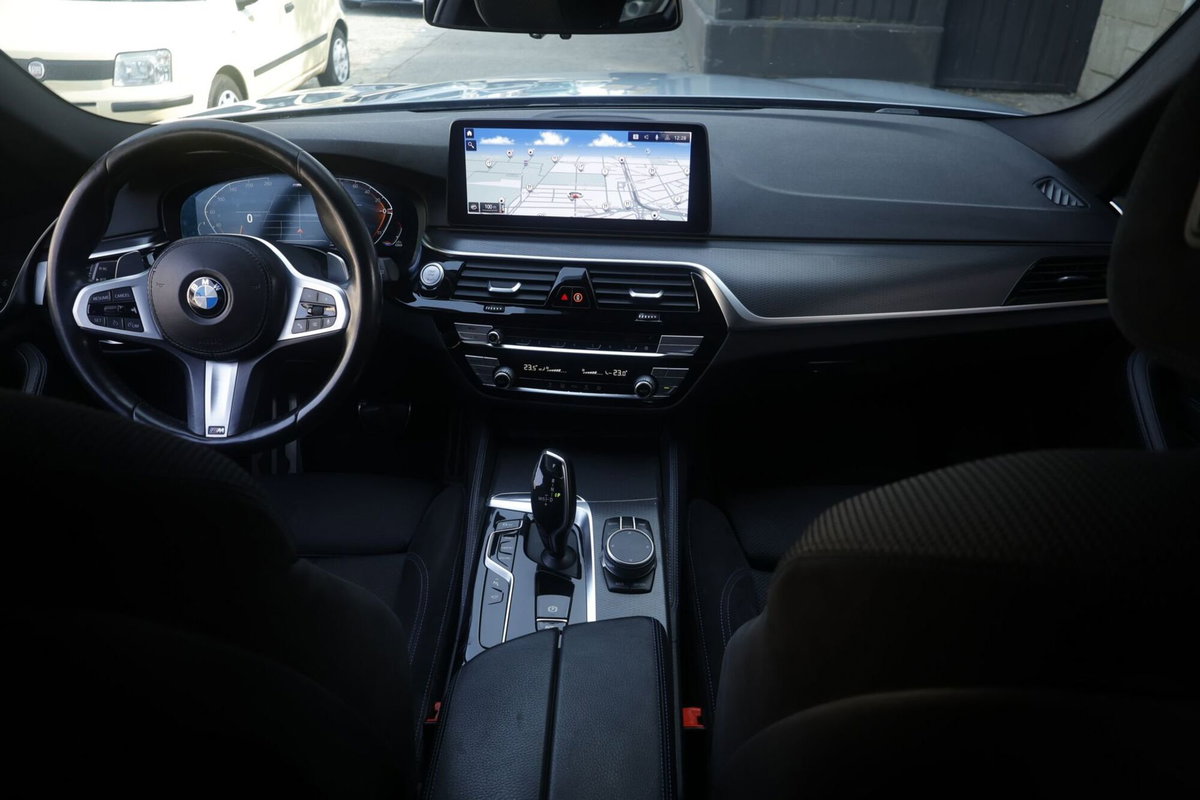 BMW Serie 5 Touring 520d 48V xDrive  Msport (2)