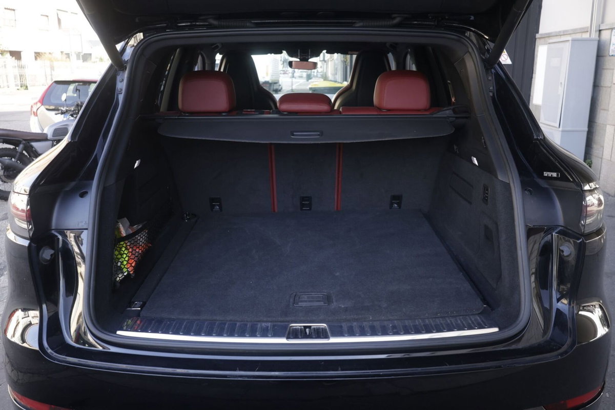 Porsche Cayenne 3.0 V6 E-Hybrid (20)