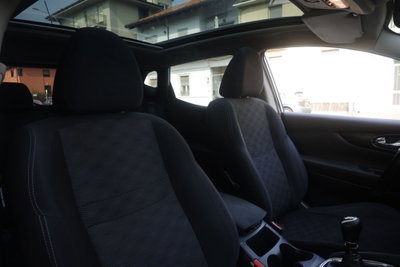 Nissan Qashqai 1.5 dCi Tekna (3)