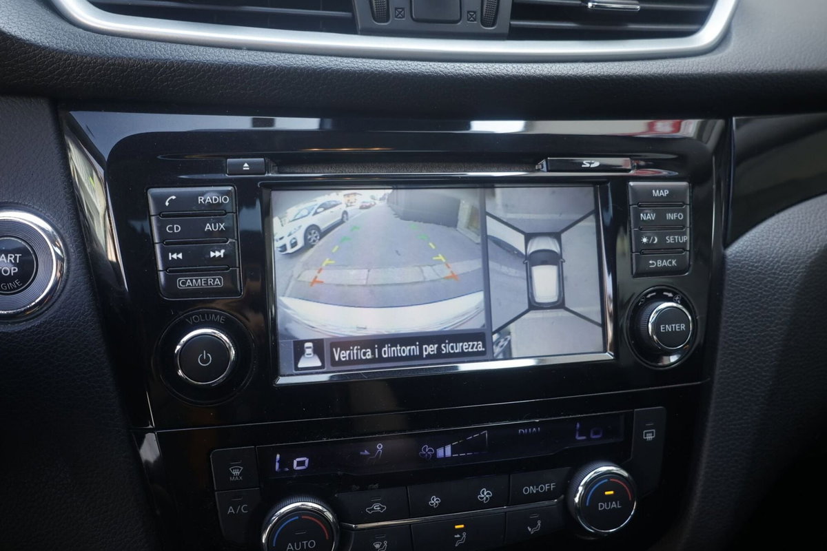 Nissan Qashqai 1.5 dCi Tekna (9)
