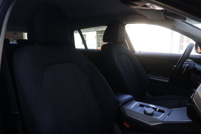 BMW Serie 3 Touring 320d  mhev 48V MSport auto (6)