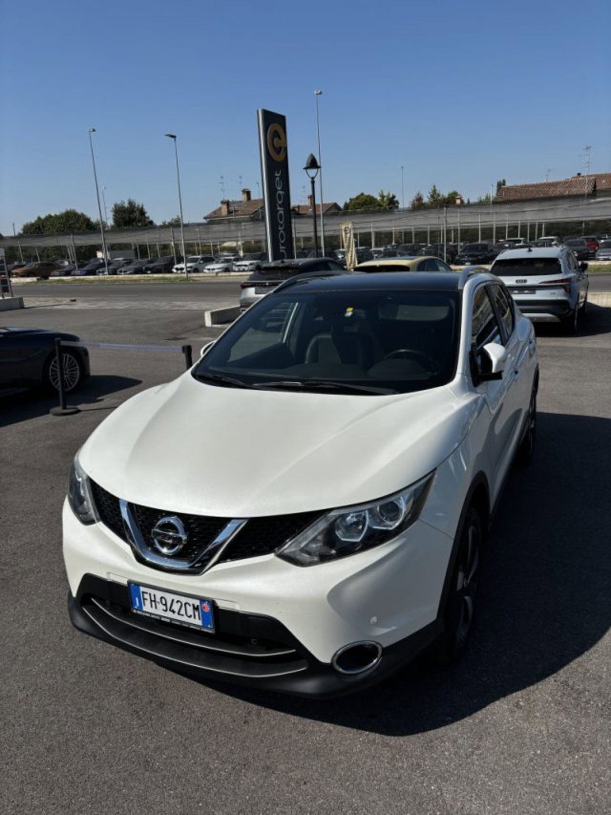Nissan Qashqai 1.6 dCi 2WD Tekna (5)