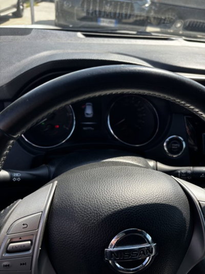 Nissan Qashqai 1.6 dCi 2WD Tekna (6)