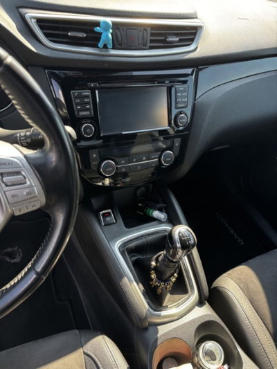 Nissan Qashqai 1.6 dCi 2WD Tekna (8)
