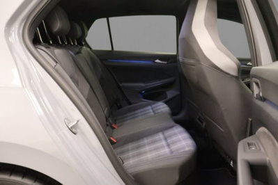 Volkswagen Golf 2.0 TDI GTD DSG (8)