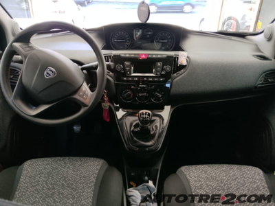 Lancia Ypsilon 1.0 FireFly 5 porte S&S Hybrid Gold Plus (12)