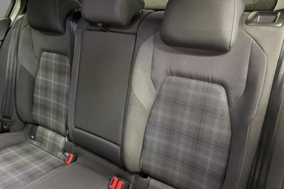 Volkswagen Golf 2.0 TDI GTD DSG (8)