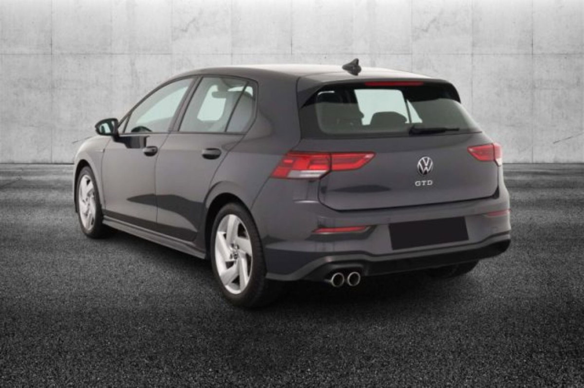 Volkswagen Golf 2.0 TDI GTD DSG (2)