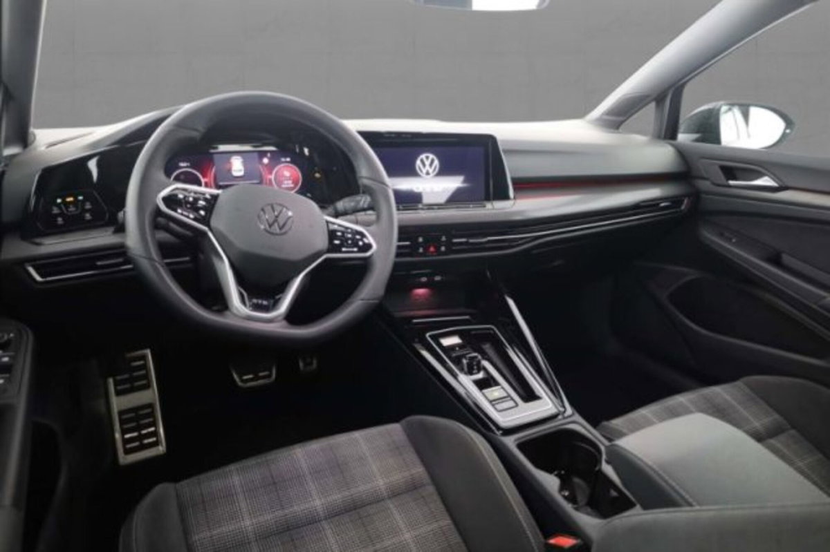 Volkswagen Golf 2.0 TDI GTD DSG (6)