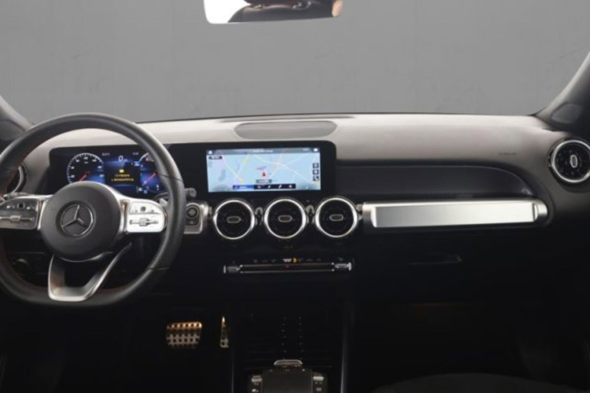 Mercedes-Benz GLB 200 AMG Line Advanced Plus auto (6)