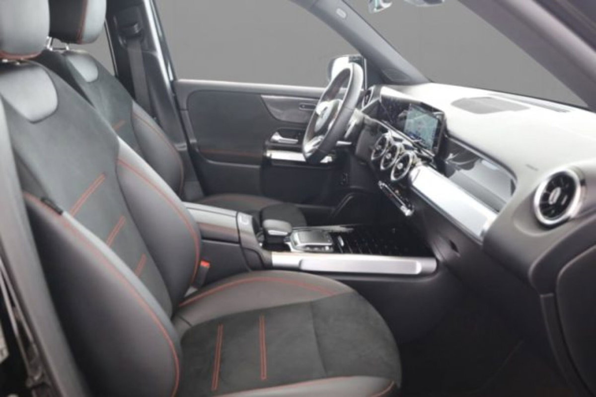 Mercedes-Benz GLB 200 AMG Line Advanced Plus auto (7)