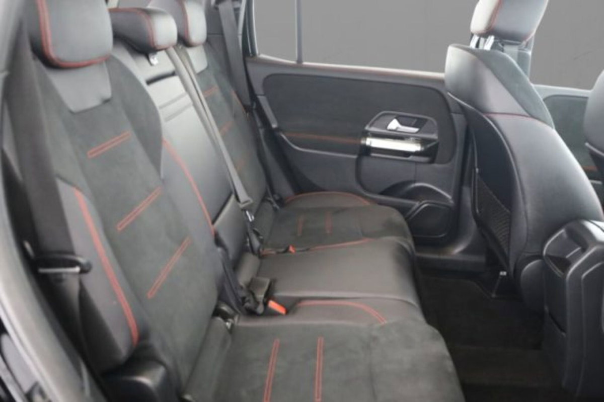 Mercedes-Benz GLB 200 AMG Line Advanced Plus auto (8)