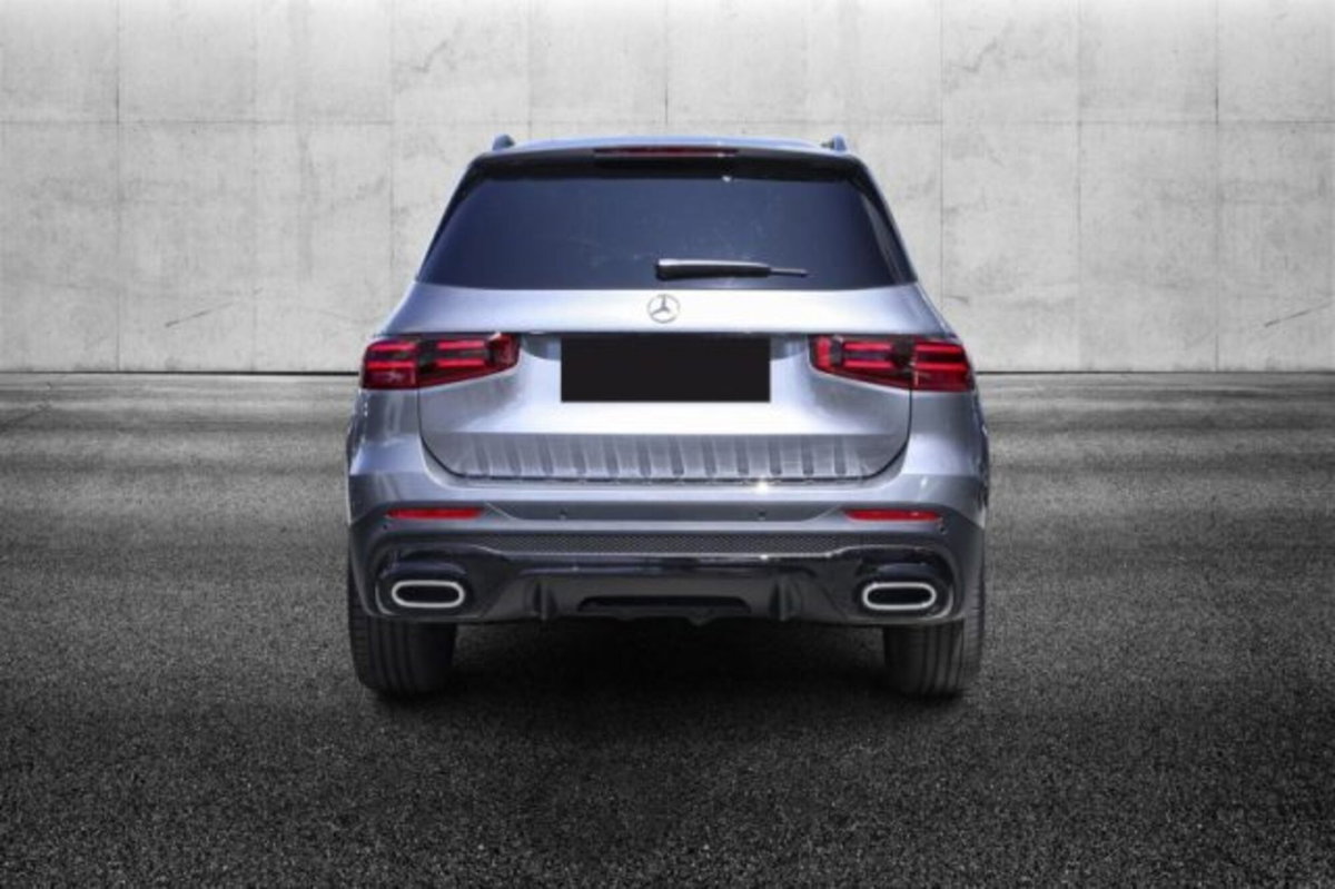Mercedes-Benz GLB 200 AMG Line Advanced Plus auto (4)