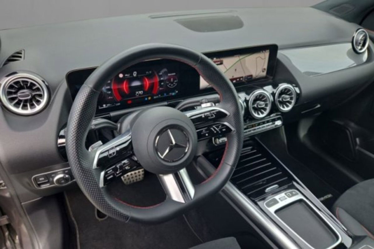 Mercedes-Benz GLA SUV 200 d AMG Line Premium Plus 4matic auto (6)