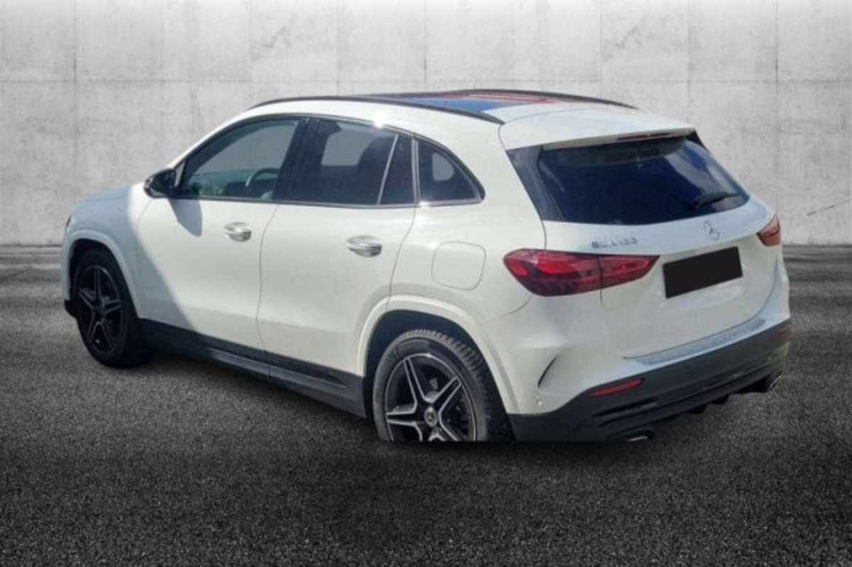 Mercedes-Benz GLA SUV 180 AMG Line Advanced Plus Digital Edition auto (4)
