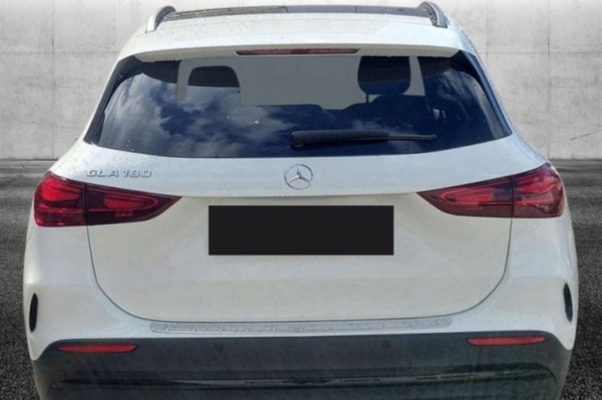 Mercedes-Benz GLA SUV 180 AMG Line Advanced Plus Digital Edition auto (5)