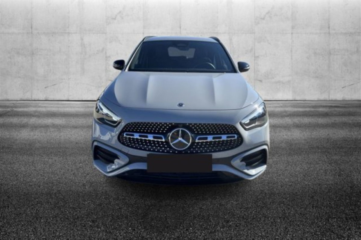 Mercedes-Benz GLA SUV 200 d AMG Line Premium Plus 4matic auto (5)