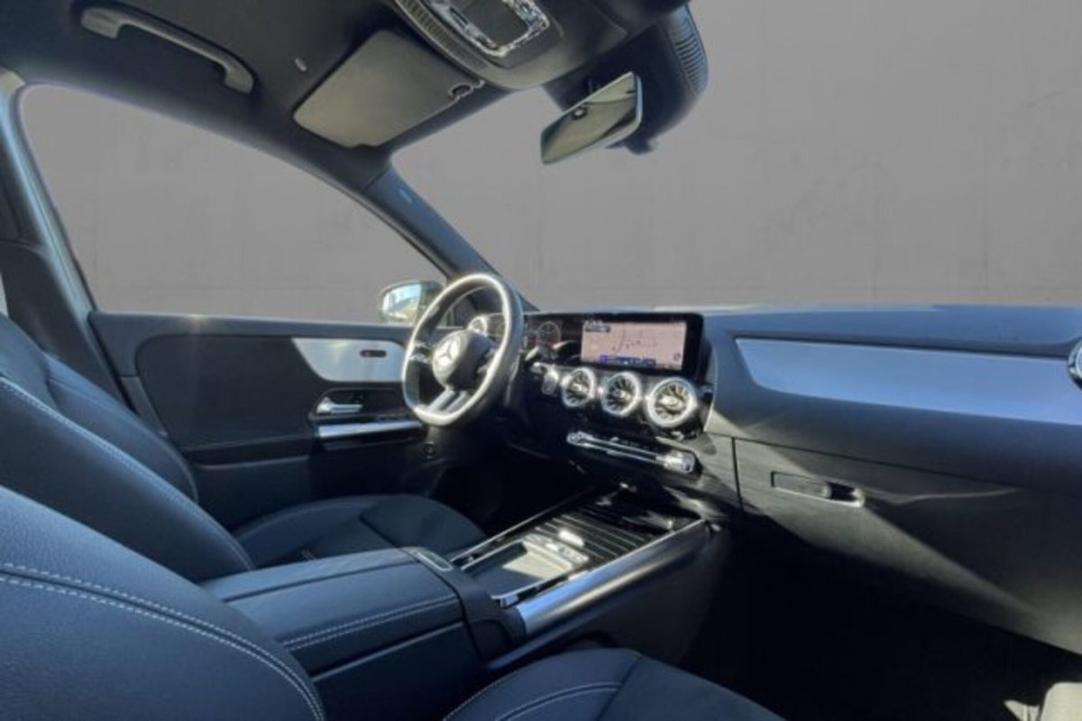 Mercedes-Benz GLA SUV 200 d AMG Line Premium Plus 4matic auto (7)