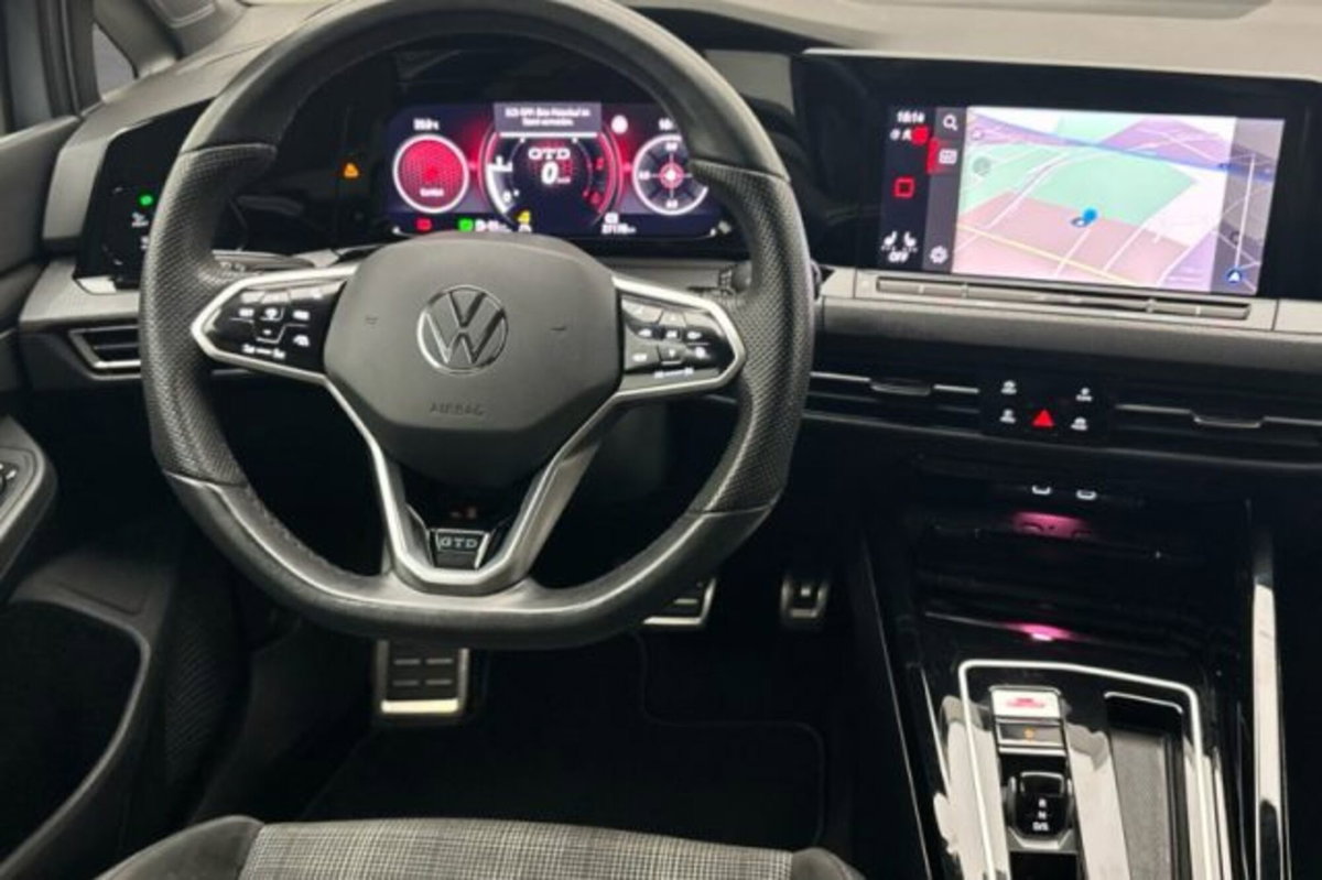 Volkswagen Golf 2.0 TDI GTD DSG (6)