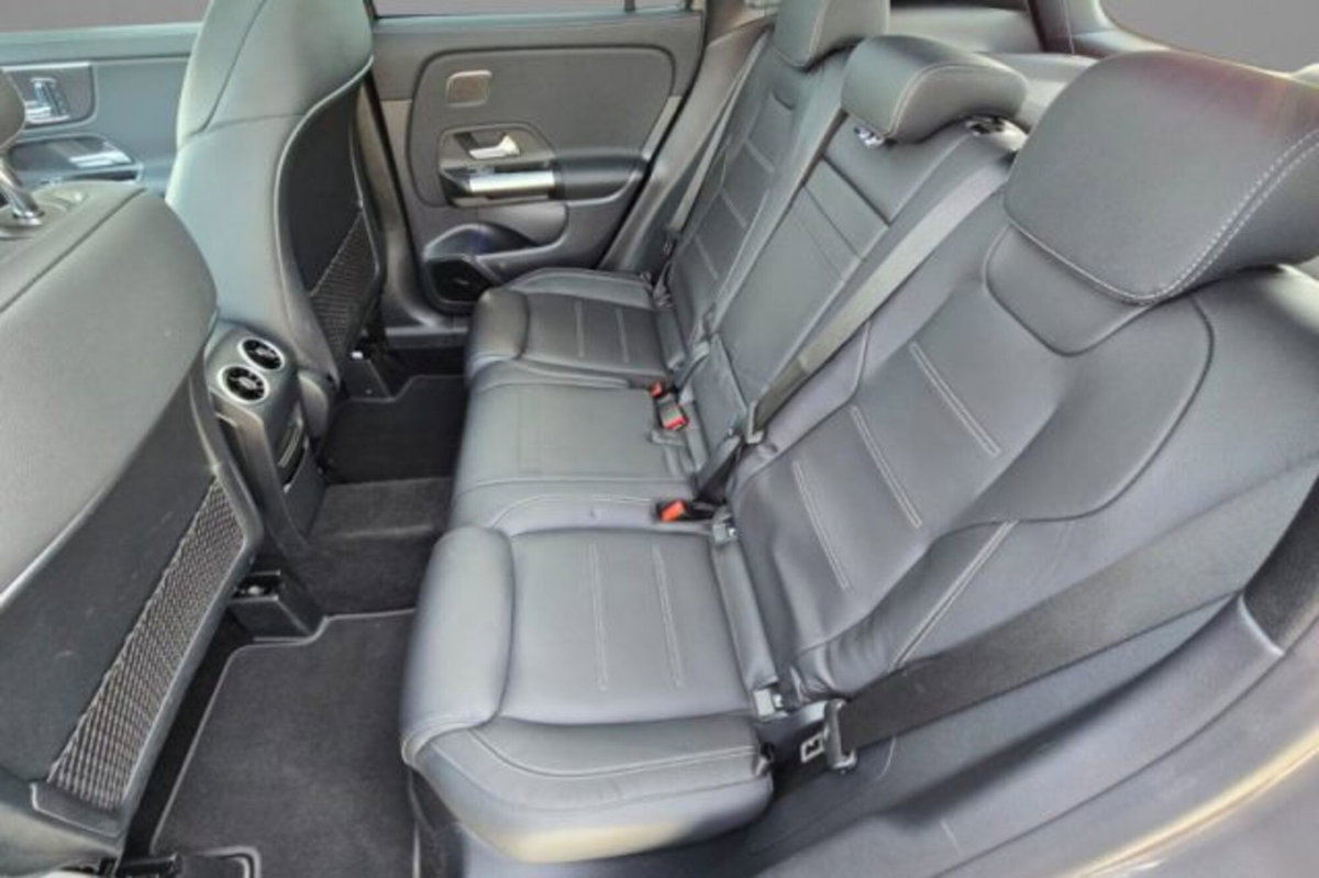 Mercedes-Benz GLA SUV 200 d AMG Line Advanced Plus 4matic auto (8)