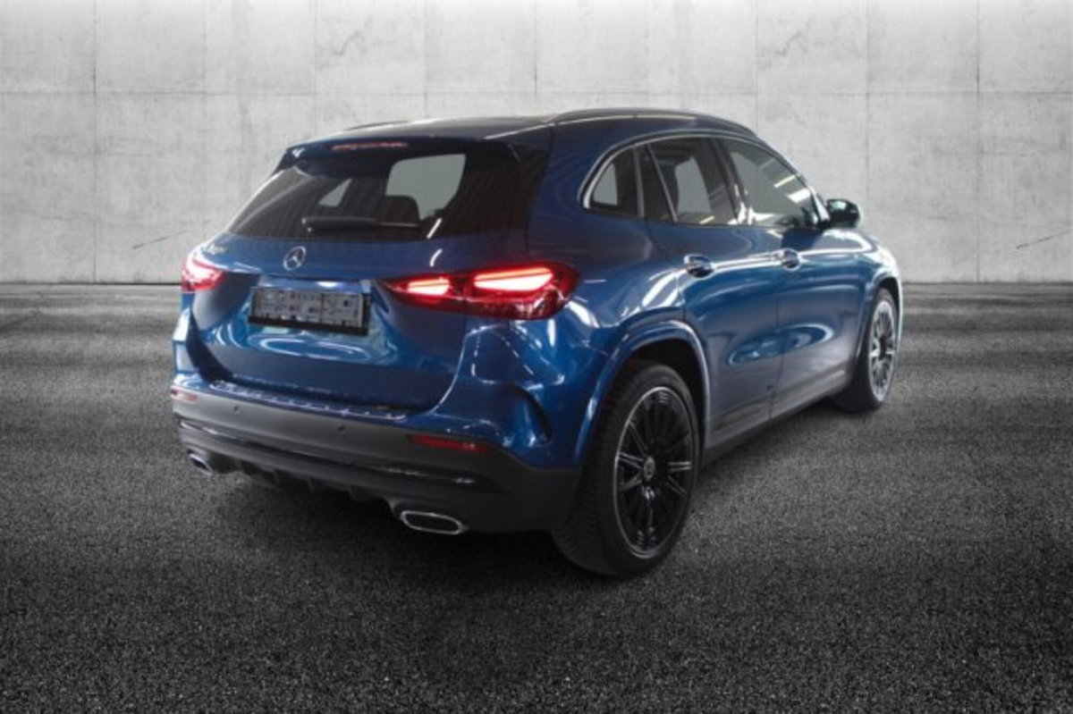 Mercedes-Benz GLA SUV 200 d AMG Line Advanced Plus 4matic auto (4)