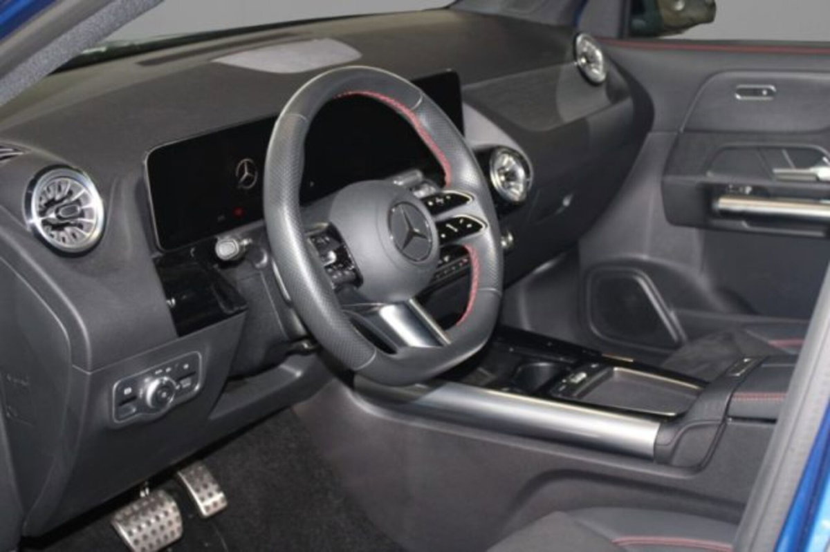 Mercedes-Benz GLA SUV 200 d AMG Line Advanced Plus 4matic auto (7)